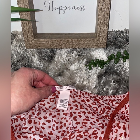 Victoria’s Secret PINK miscellaneous shorts bundle - Picture 11 of 11